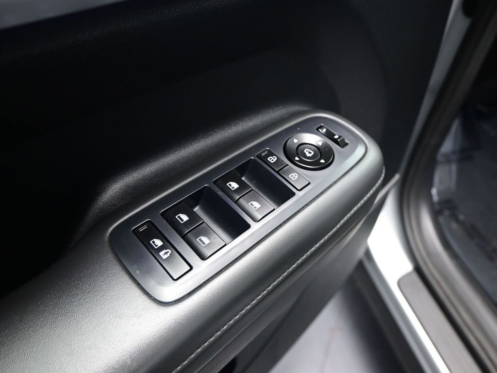Used 2024 Hyundai Santa Fe Limited AWD/4WD image 10