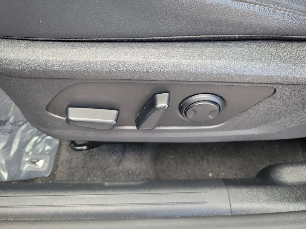Used 2024 Kia Sportage SX FWD image 16