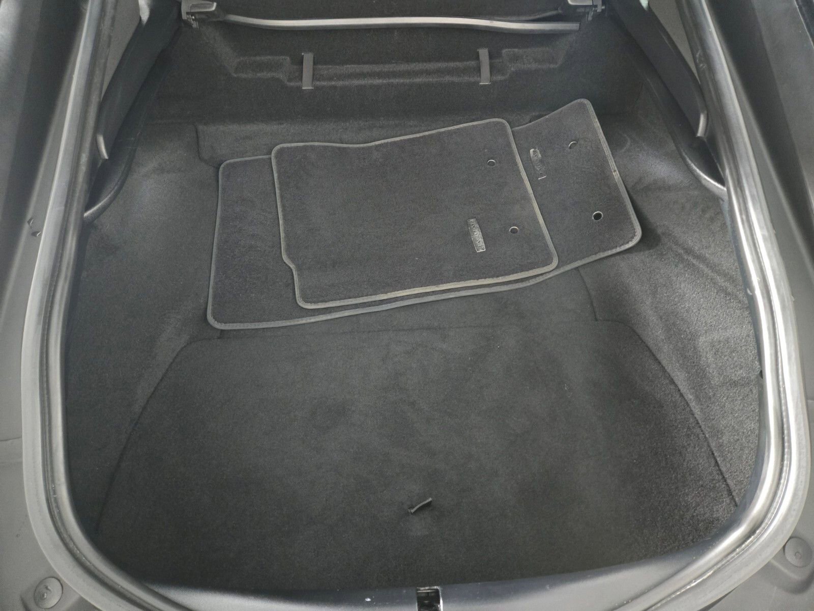 Used 2023 Jaguar F-TYPE R-Dynamic image 13