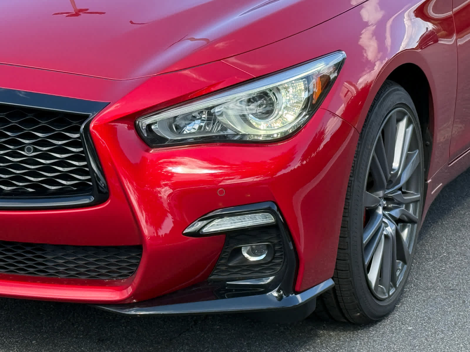 Used 2023 INFINITI Q50 Red Sport 400 w/ Carbon Fiber Package AWD/4WD image 10