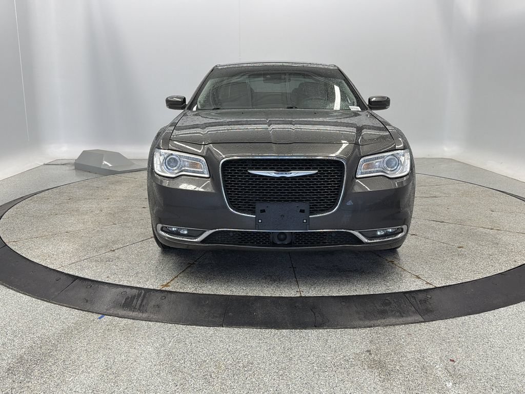 Used 2021 Chrysler 300 Touring L AWD/4WD image 6