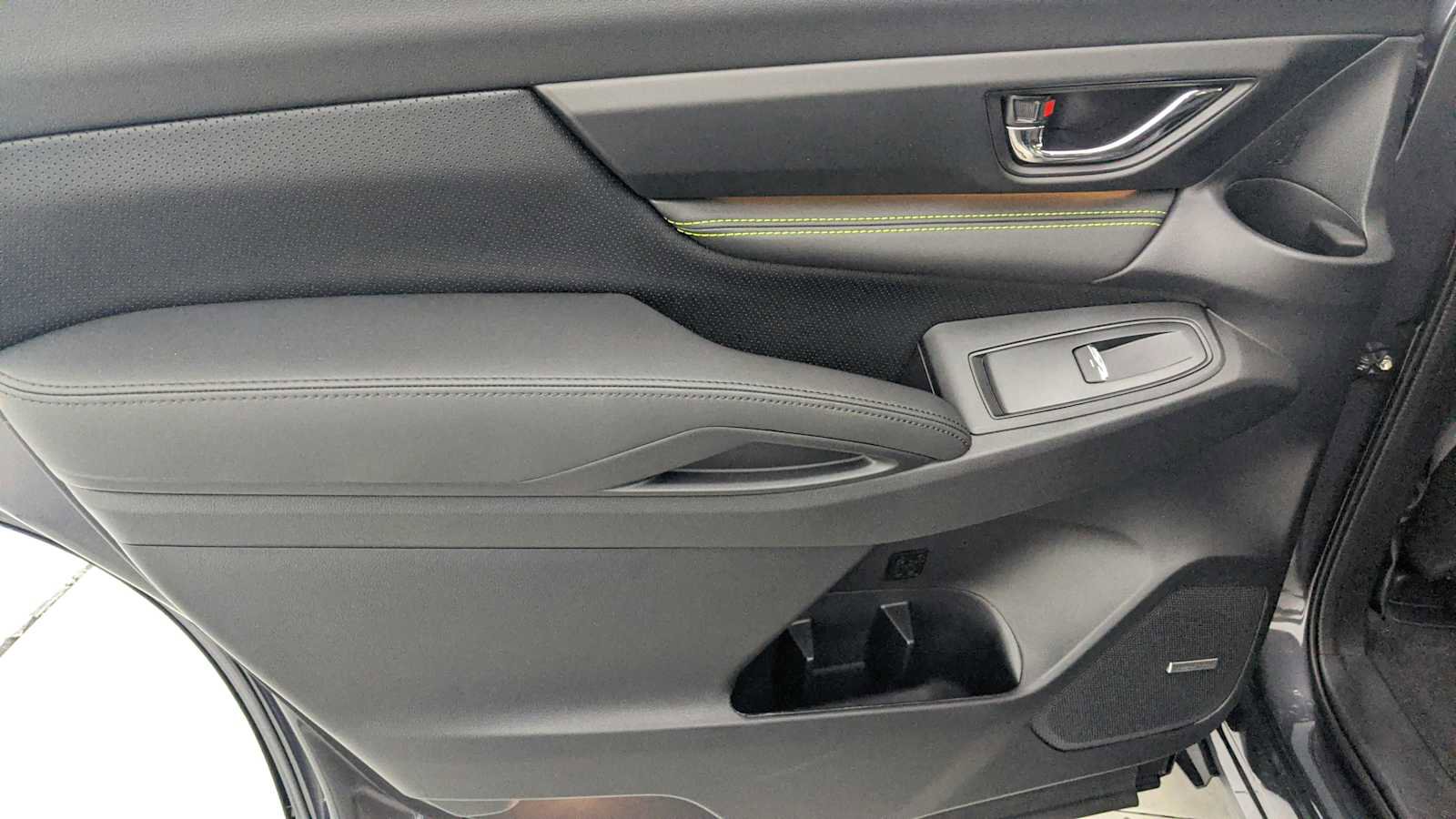 New 2025 Subaru Ascent Bronze Edition w/ Onyx Package image 32