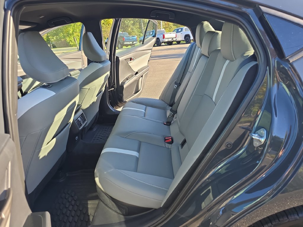 Certified 2025 Toyota Camry SE AWD/4WD image 16