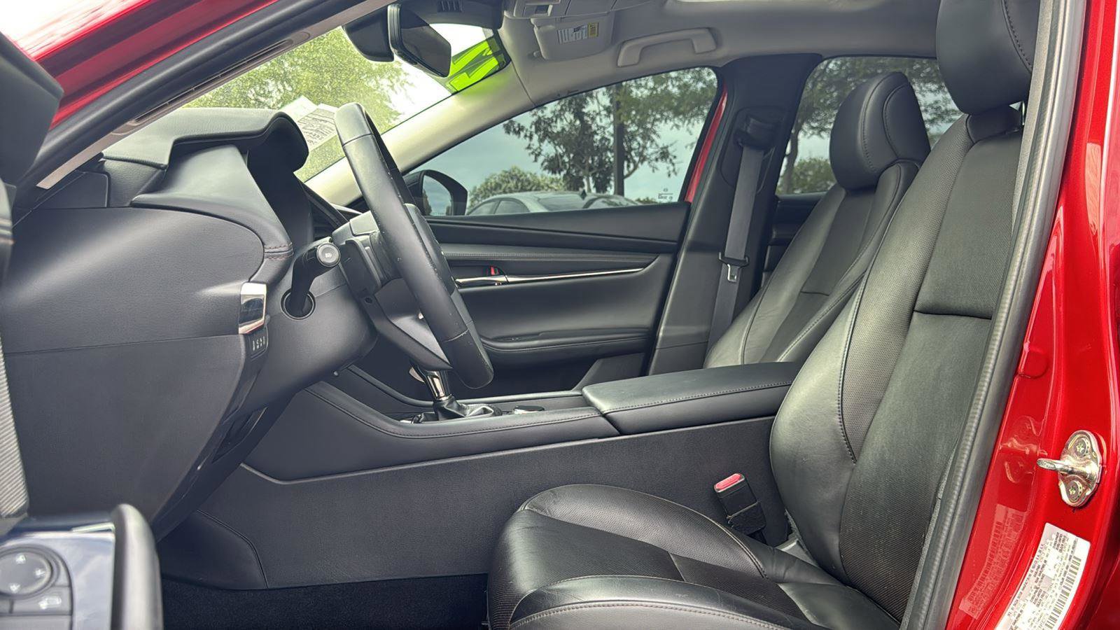 Used 2022 MAZDA MAZDA3 s image 23