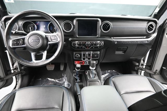 Used 2023 Jeep Wrangler Unlimited Rubicon 4xe w/ Cold Weather Group AWD/4WD image 10