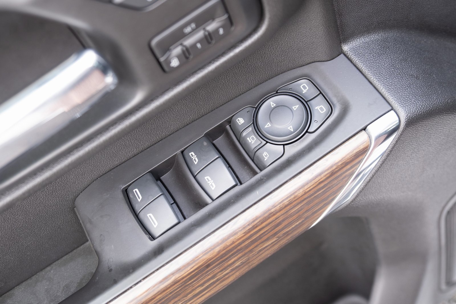 Used 2020 Chevrolet Silverado 3500 High Country w/ Technology Package image 18