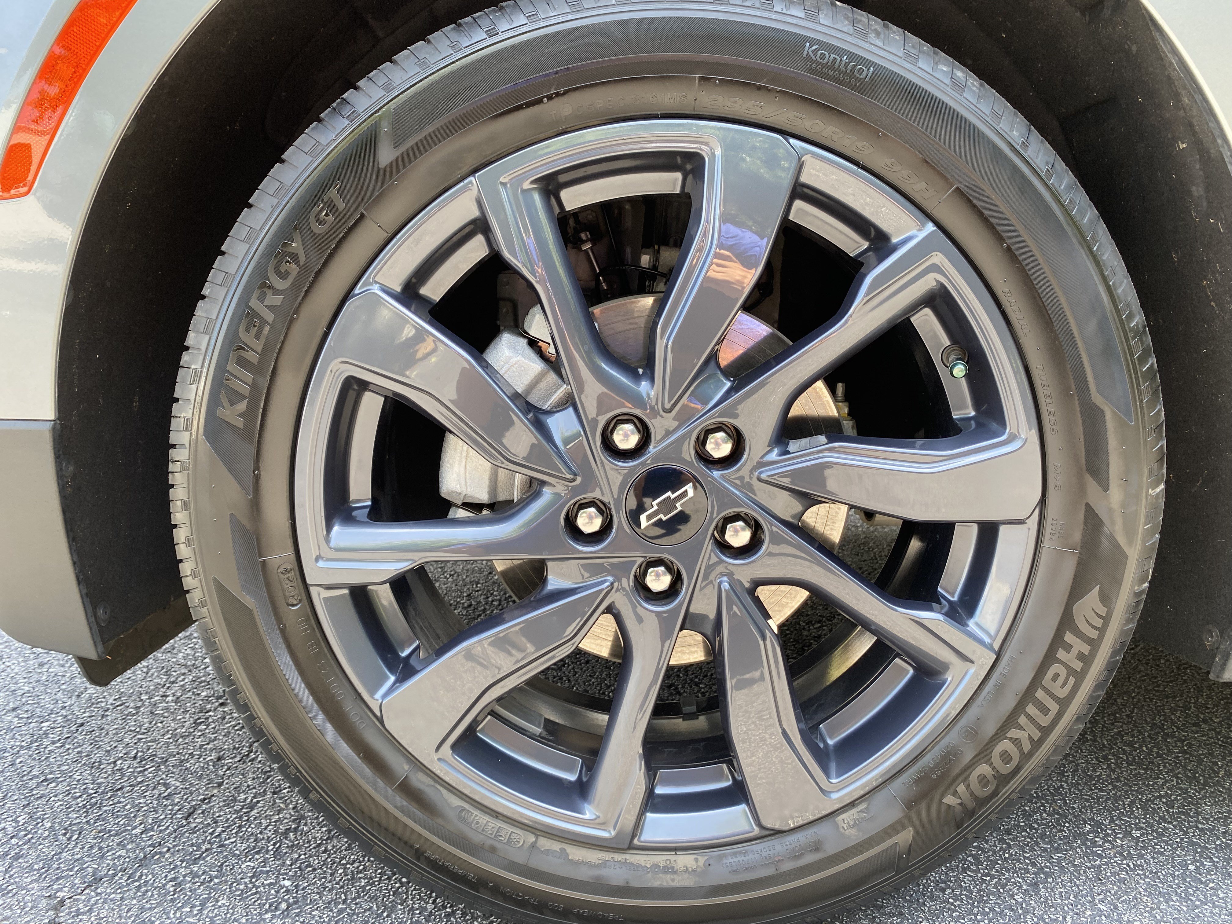 Used 2024 Chevrolet Equinox RS w/ RS Leather Package FWD image 40