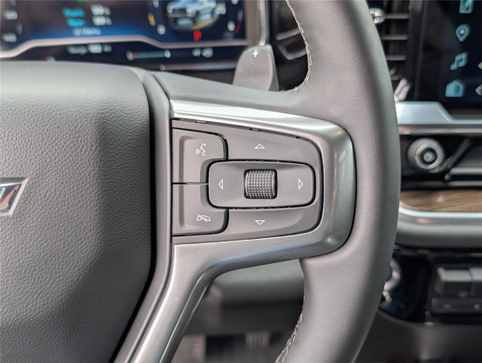 Used 2025 Chevrolet Silverado 1500 LT Trail Boss w/ Convenience Package II image 24