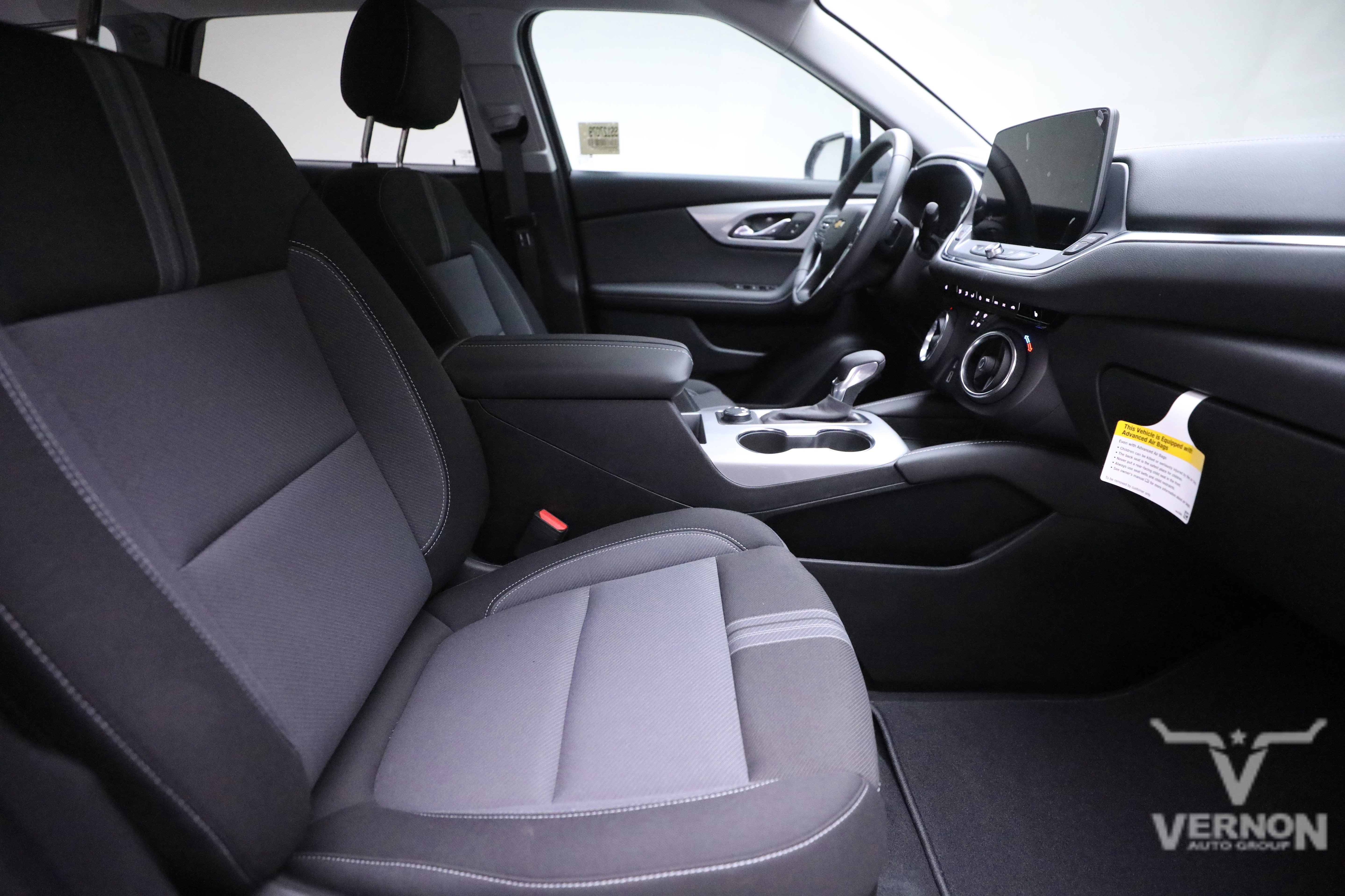 New 2025 Chevrolet Blazer LT image 11