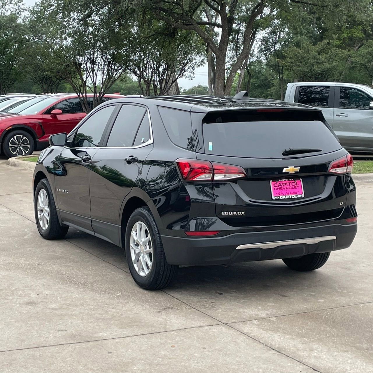 Used 2023 Chevrolet Equinox LT FWD image 4