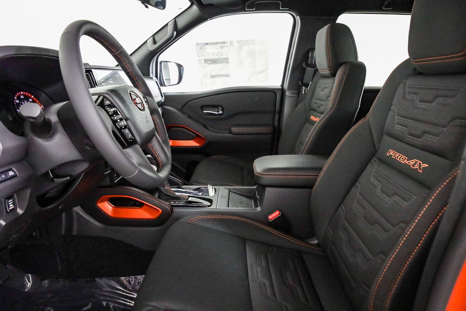 New 2025 Nissan Frontier PRO-4X w/ Pro Convenience Package image 23