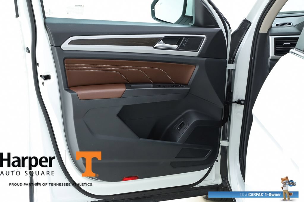 Used 2023 Volkswagen Atlas SE w/ Panoramic Sunroof Package FWD image 57