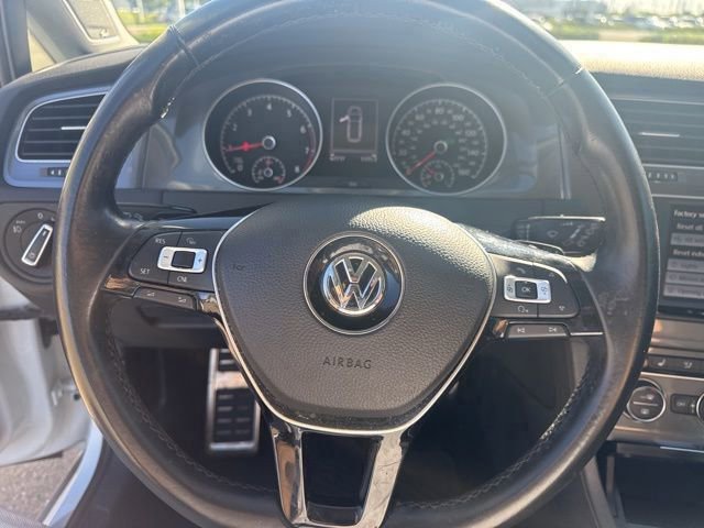 Used 2017 Volkswagen Golf Alltrack SEL image 19