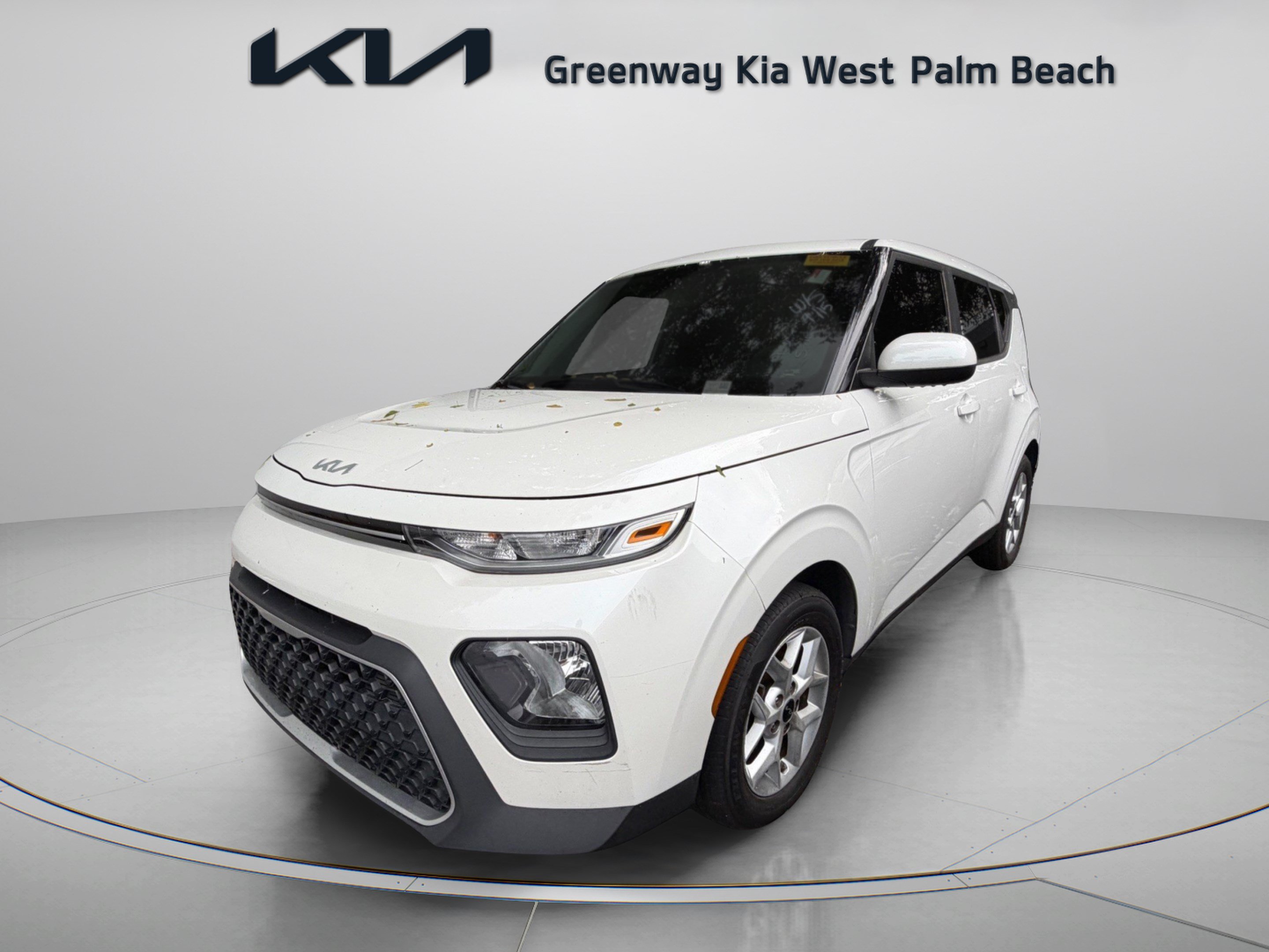 Used 2022 Kia Soul LX w/ Technology Package FWD image 3