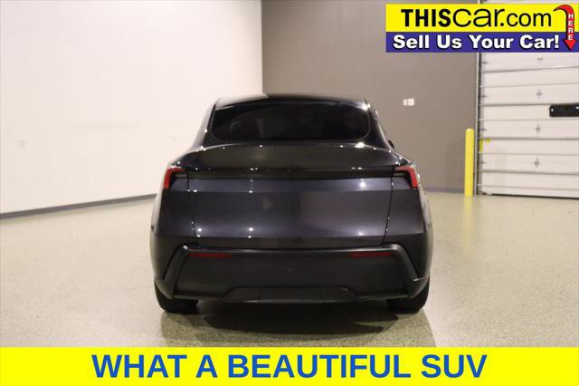 Used 2026 Tesla Model Y 2WD image 6