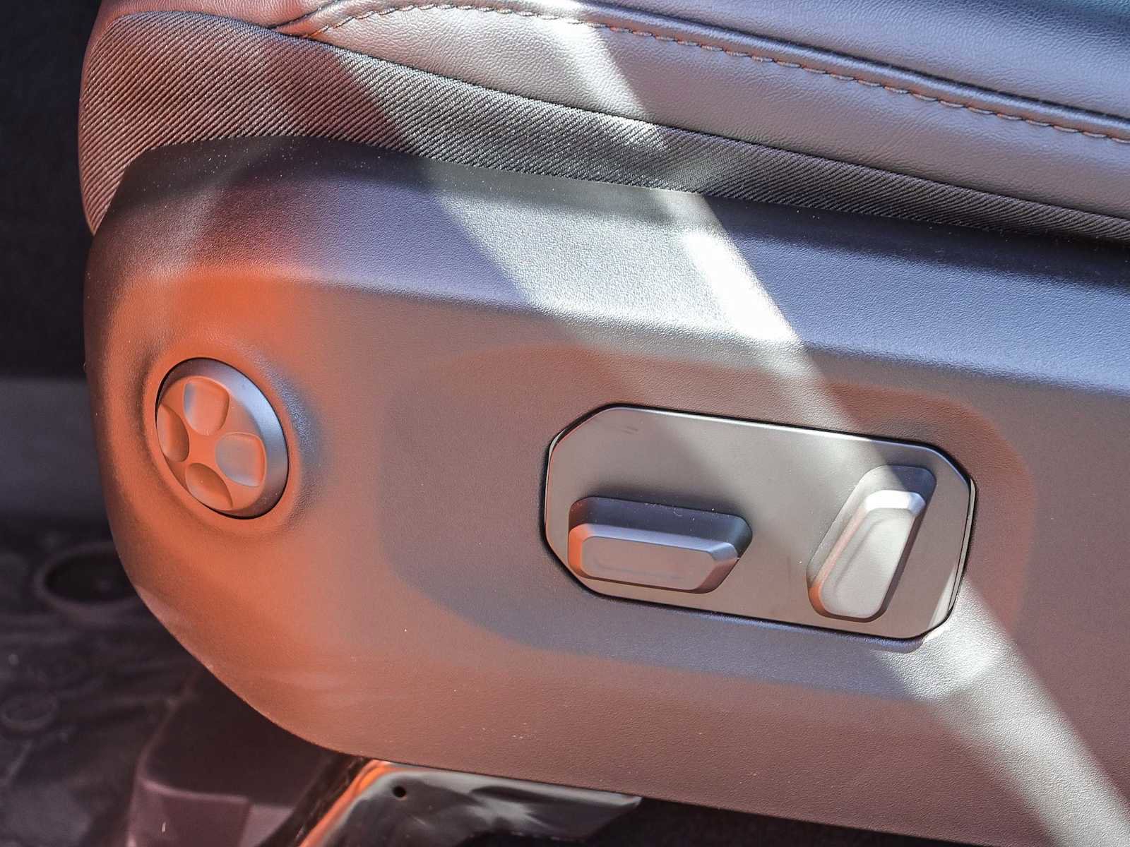 New 2025 Jeep Wrangler Unlimited Rubicon 392 image 26