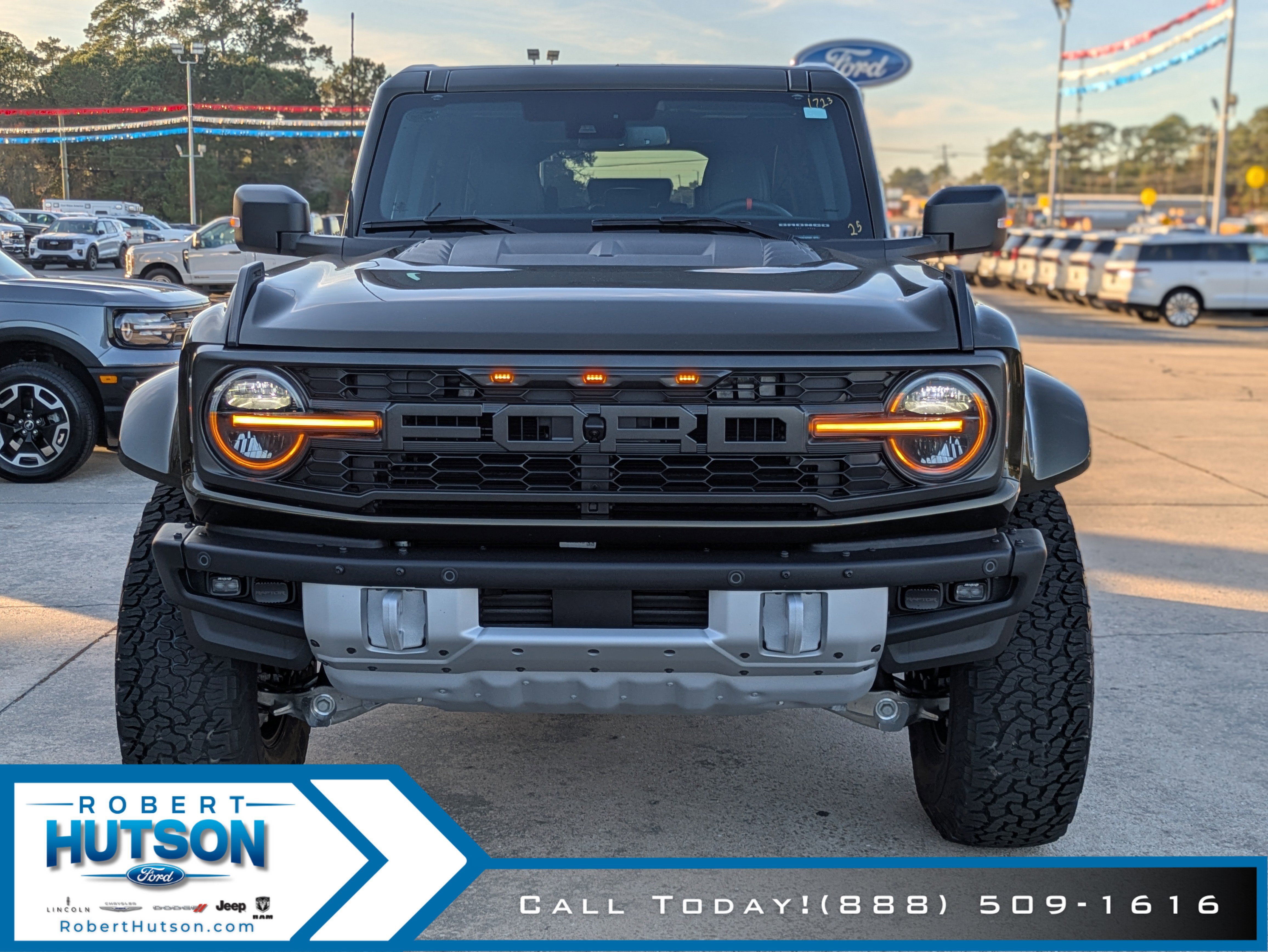 New 2025 Ford Bronco Raptor image 3