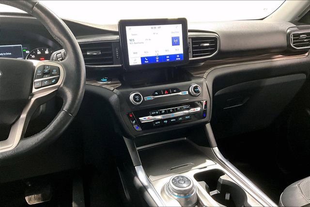 Used 2020 Ford Explorer Limited w/ Equipment Group 310A image 9