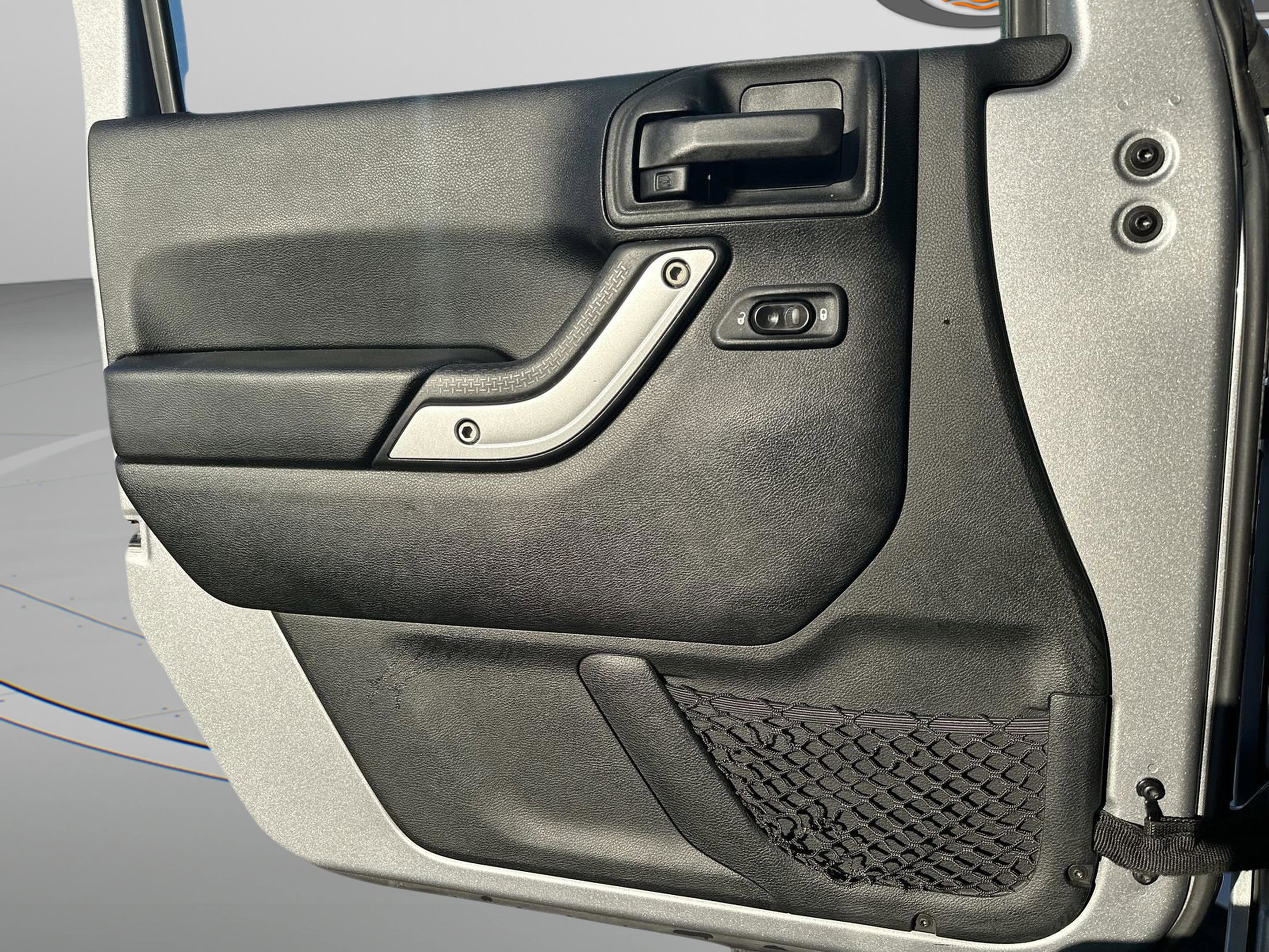 Used 2017 Jeep Wrangler Unlimited Sahara w/ Max Tow Package image 25