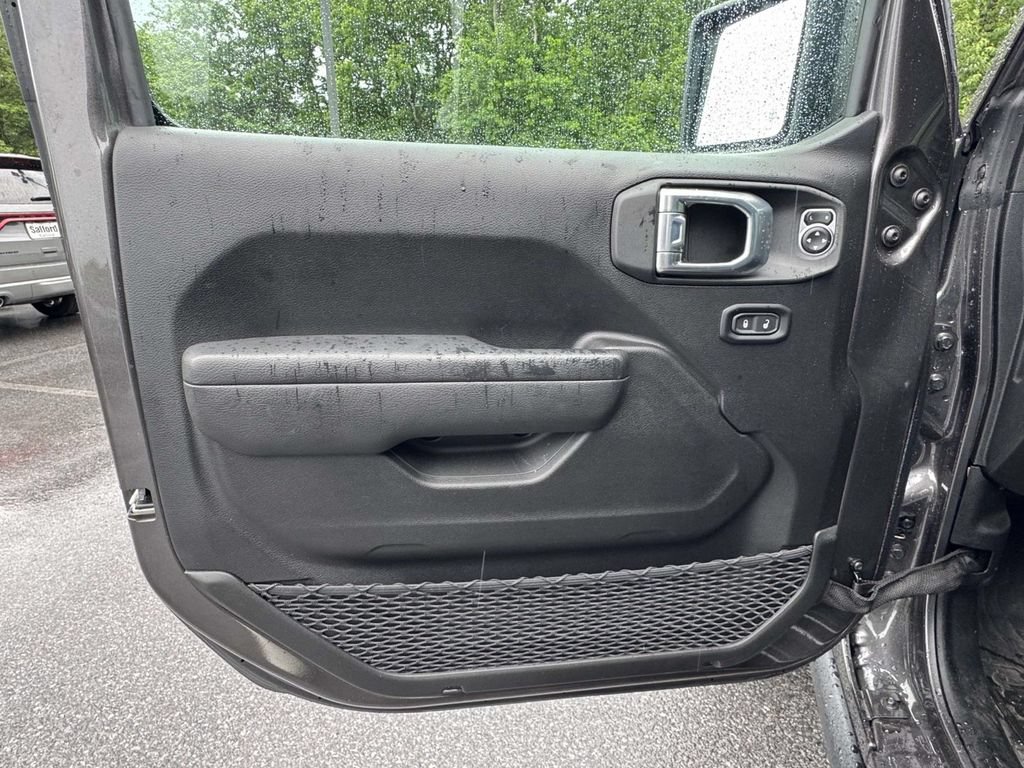 Used 2026 Jeep Gladiator Sport AWD/4WD image 25