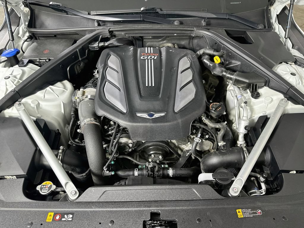 Used 2021 Genesis G90 3.3T Premium RWD image 9