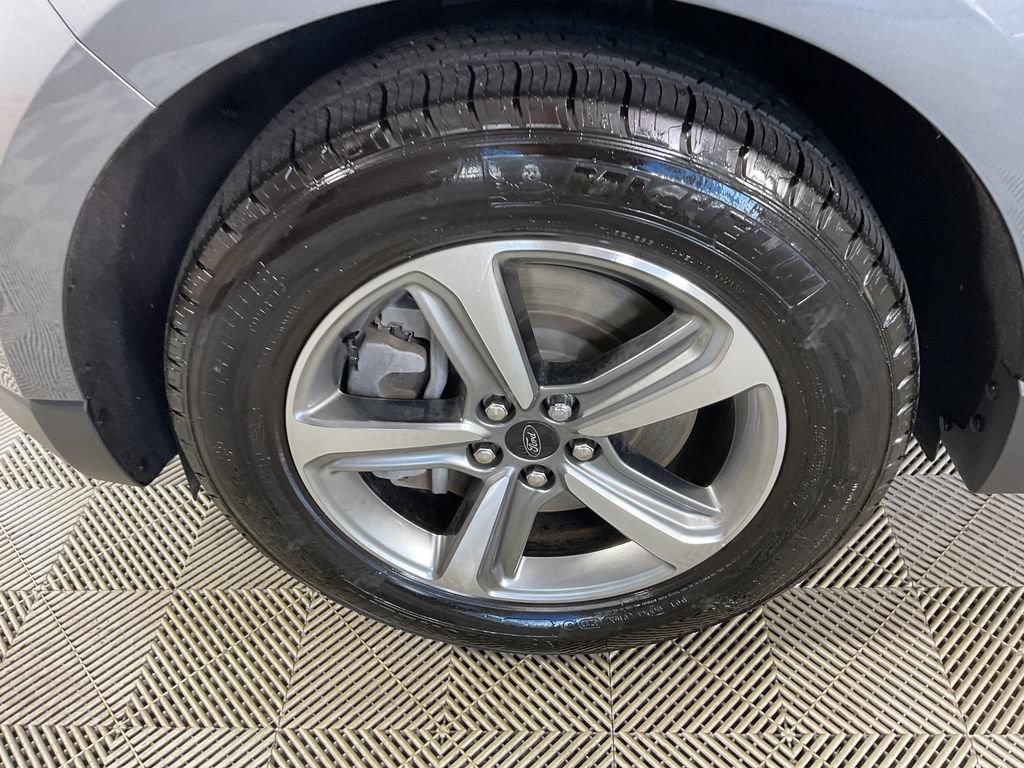 Used 2024 Ford Edge SEL w/ Convenience Package AWD/4WD image 5