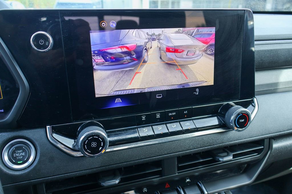 Used 2025 Chevrolet Colorado W/T image 4