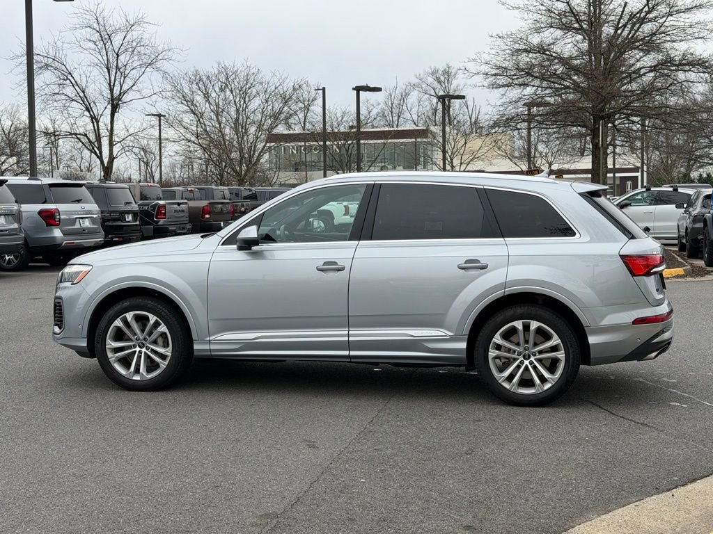 Used 2025 Audi Q7 3.0T Premium Plus image 10