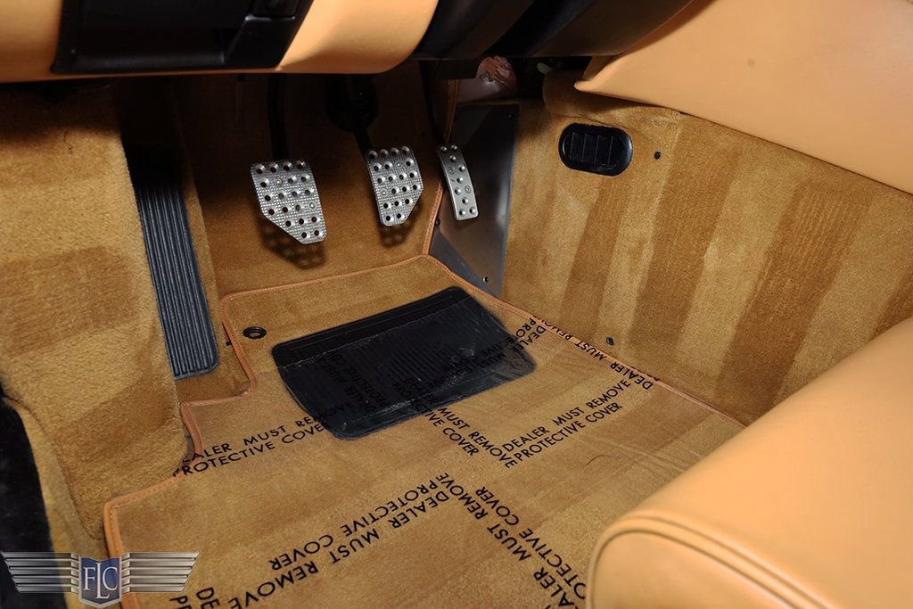 Used 1999 Ferrari 550 Maranello Coupe RWD image 32