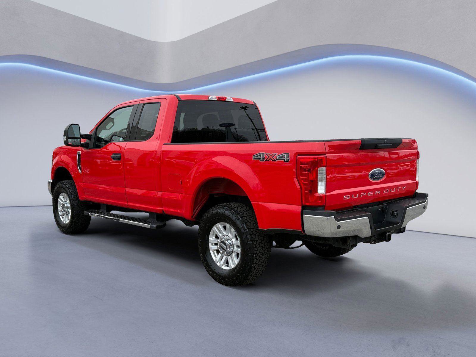 Used 2018 Ford F250 XLT w/ XLT Value Package image 5