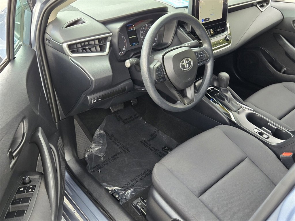 Used 2023 Toyota Corolla LE image 12