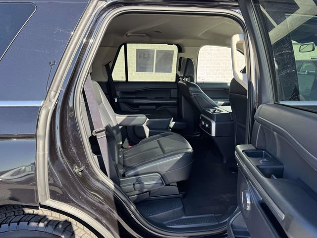 Used 2024 Ford Expedition XLT AWD/4WD image 12