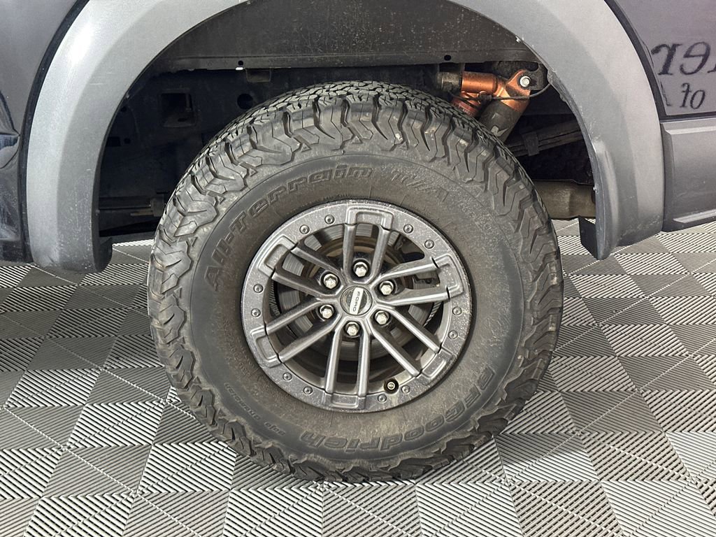 Used 2020 Ford F150 Raptor w/ Equipment Group 802A Luxury image 10
