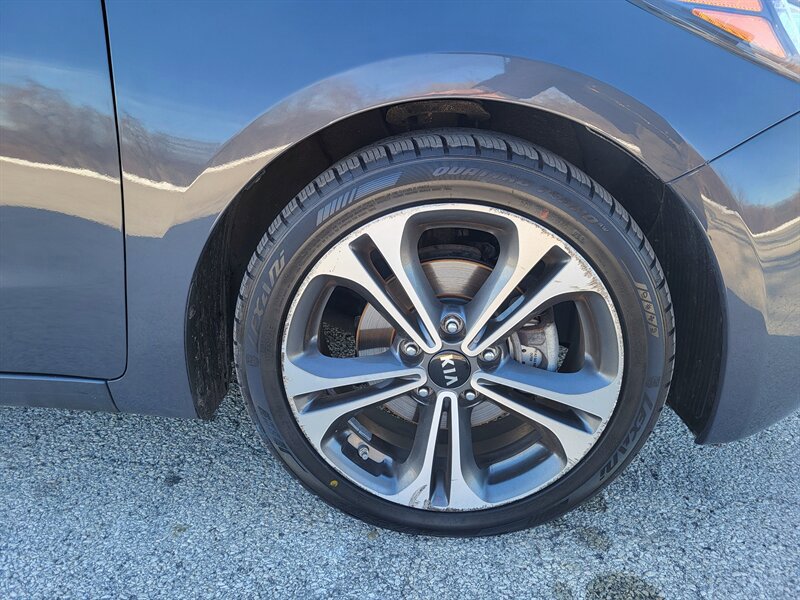 Used 2016 Kia Forte EX FWD image 30