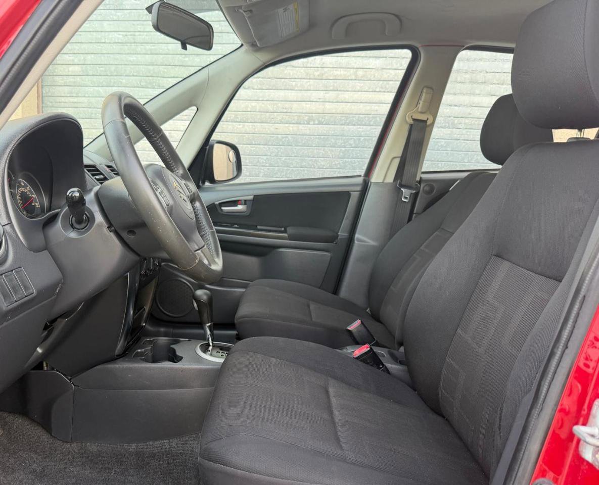 Used 2012 Suzuki SX4 LE FWD image 15