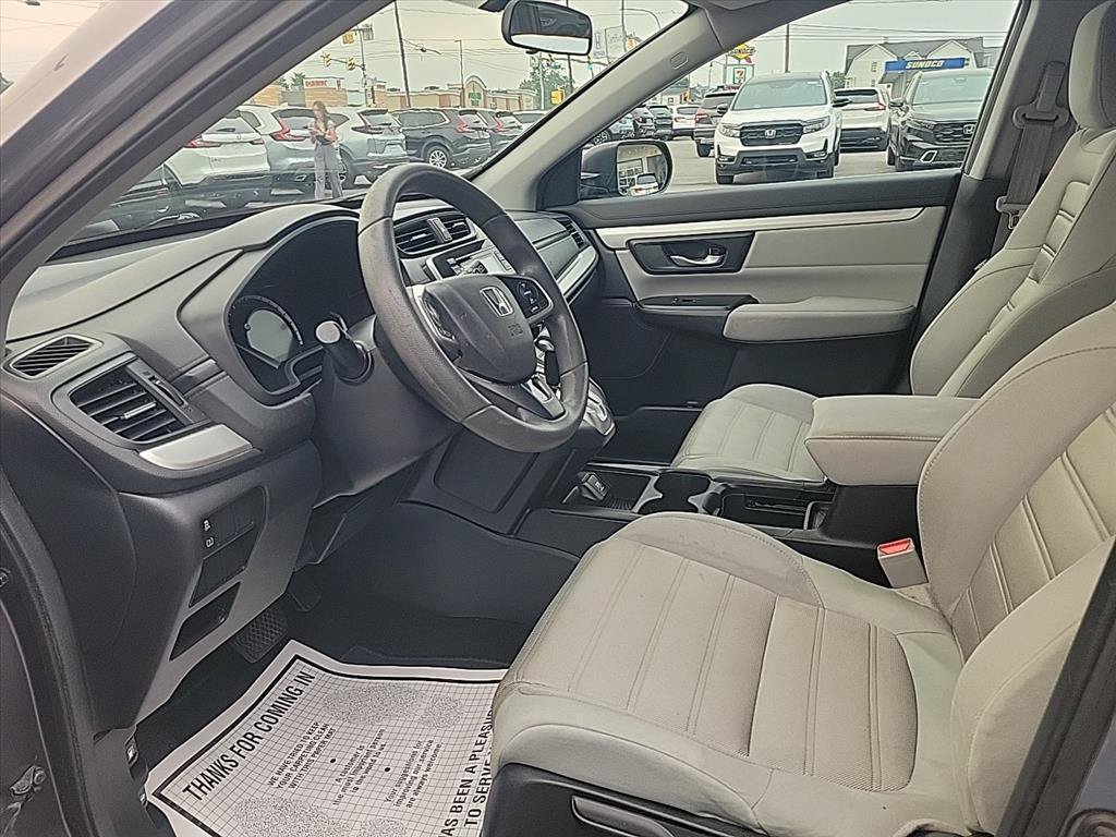 Used 2017 Honda CR-V LX image 12