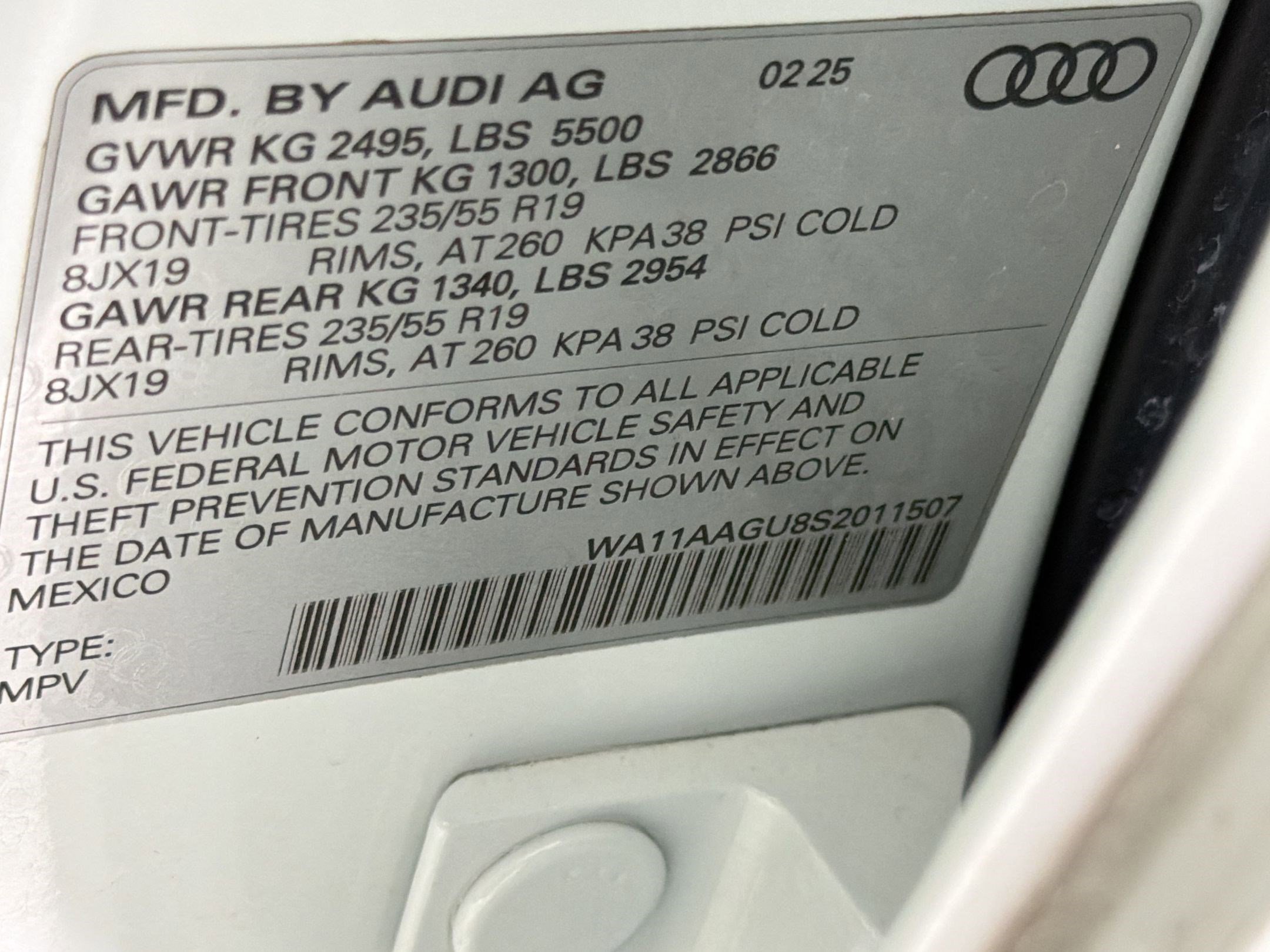 Certified 2025 Audi Q5 Premium w/ Convenience Package AWD/4WD image 24
