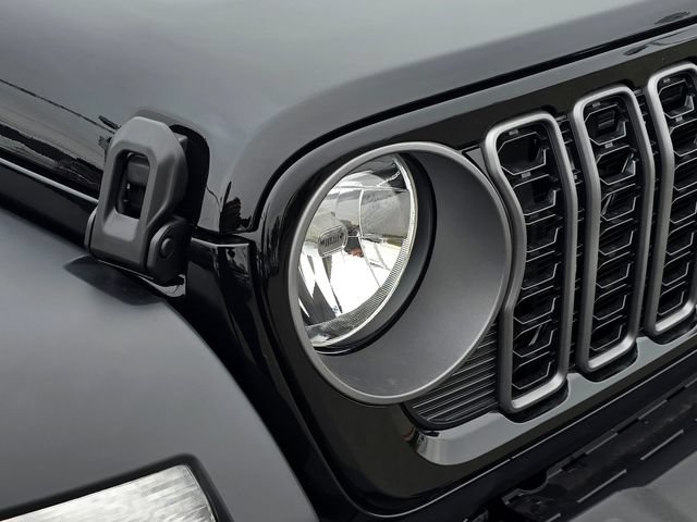 New 2026 Jeep Wrangler Sport AWD/4WD image 22
