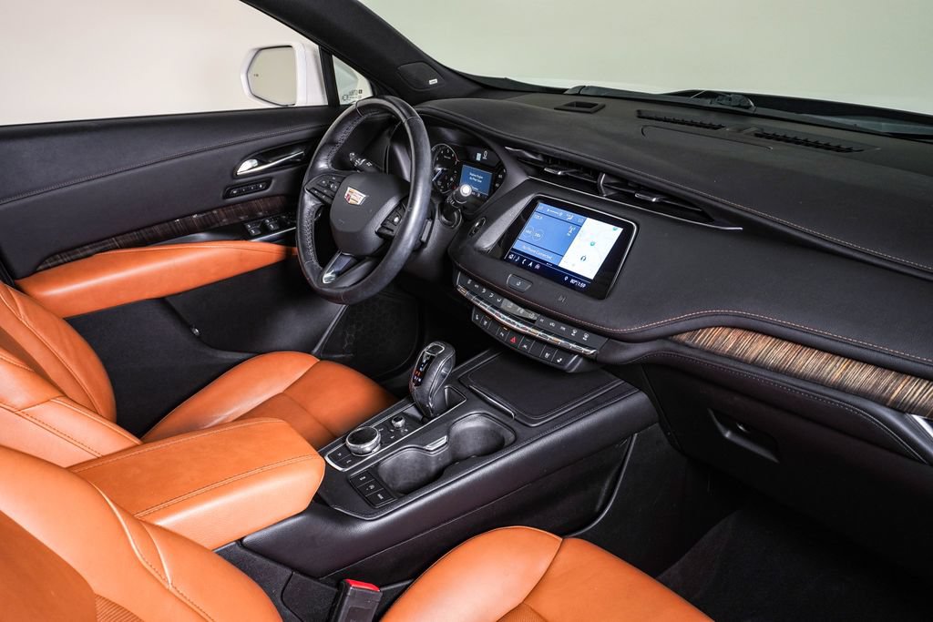Used 2019 Cadillac XT4 Premium Luxury AWD/4WD image 13