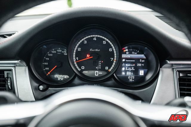 Used 2015 Porsche Macan Turbo image 11