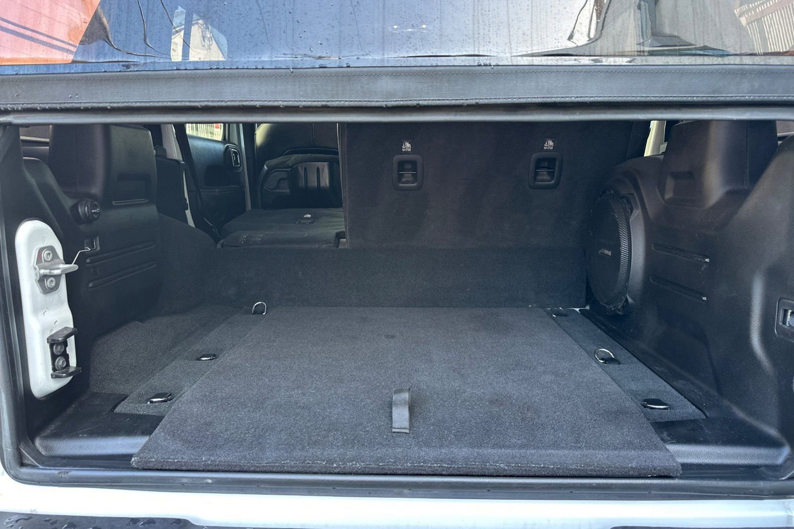 Used 2023 Jeep Wrangler Unlimited Sahara AWD/4WD image 16
