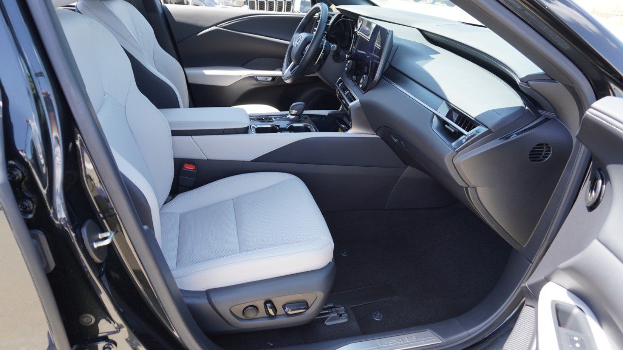 Certified 2024 Lexus RX 350 Premium w/ Accessory Package (Z1) FWD image 14