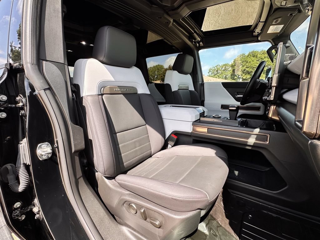 Used 2025 GMC Hummer EV 3X AWD/4WD image 24