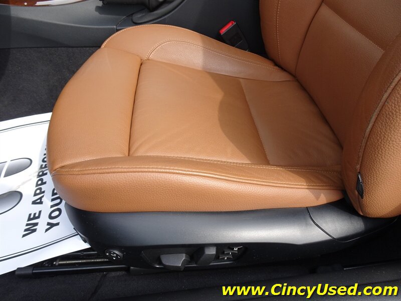 Used 2011 BMW 335i xDrive Coupe AWD/4WD image 27