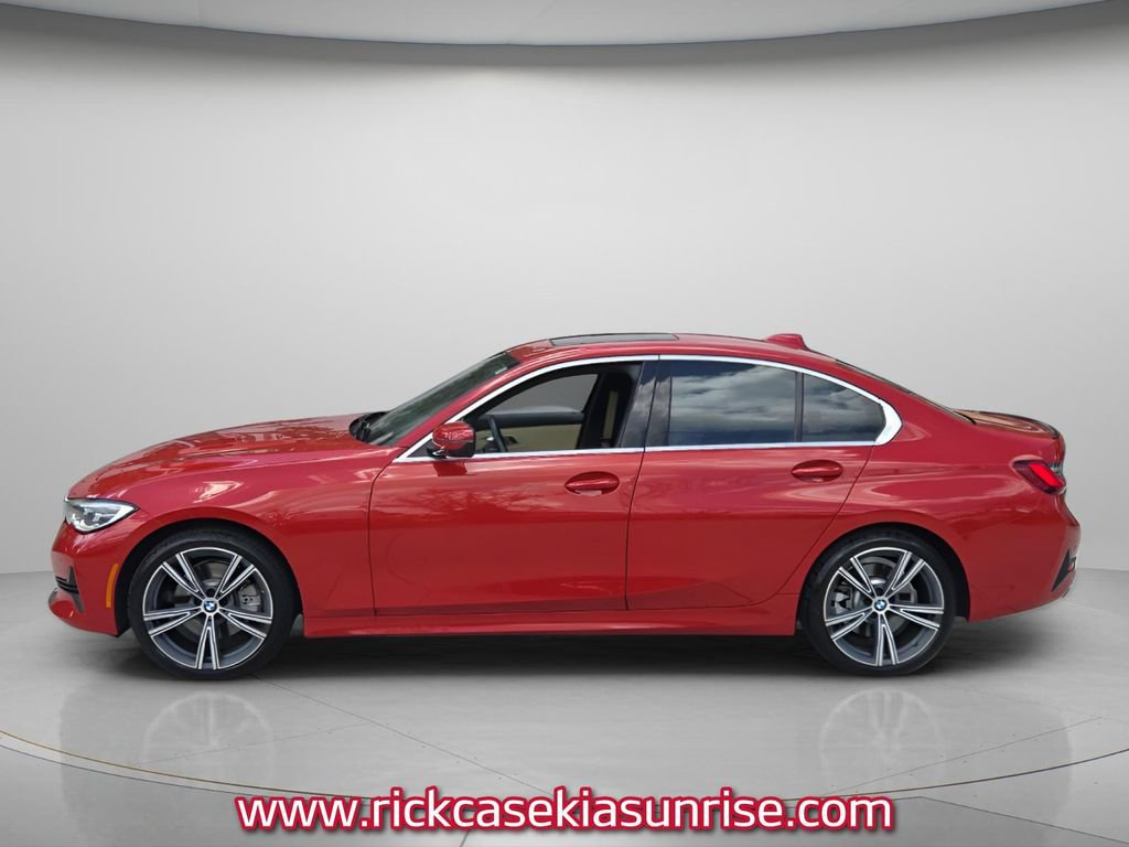 Used 2022 BMW 330i Sedan w/ Driving Assistance Package RWD image 3