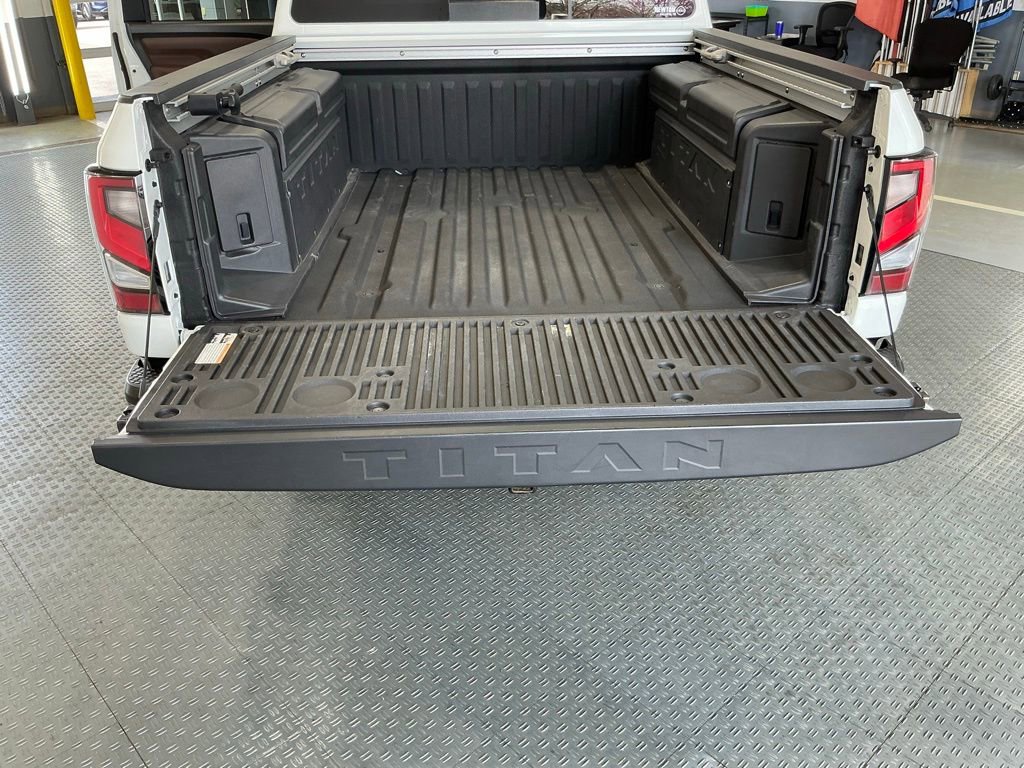 Used 2023 Nissan Titan Platinum Reserve w/ Moonroof Package image 15