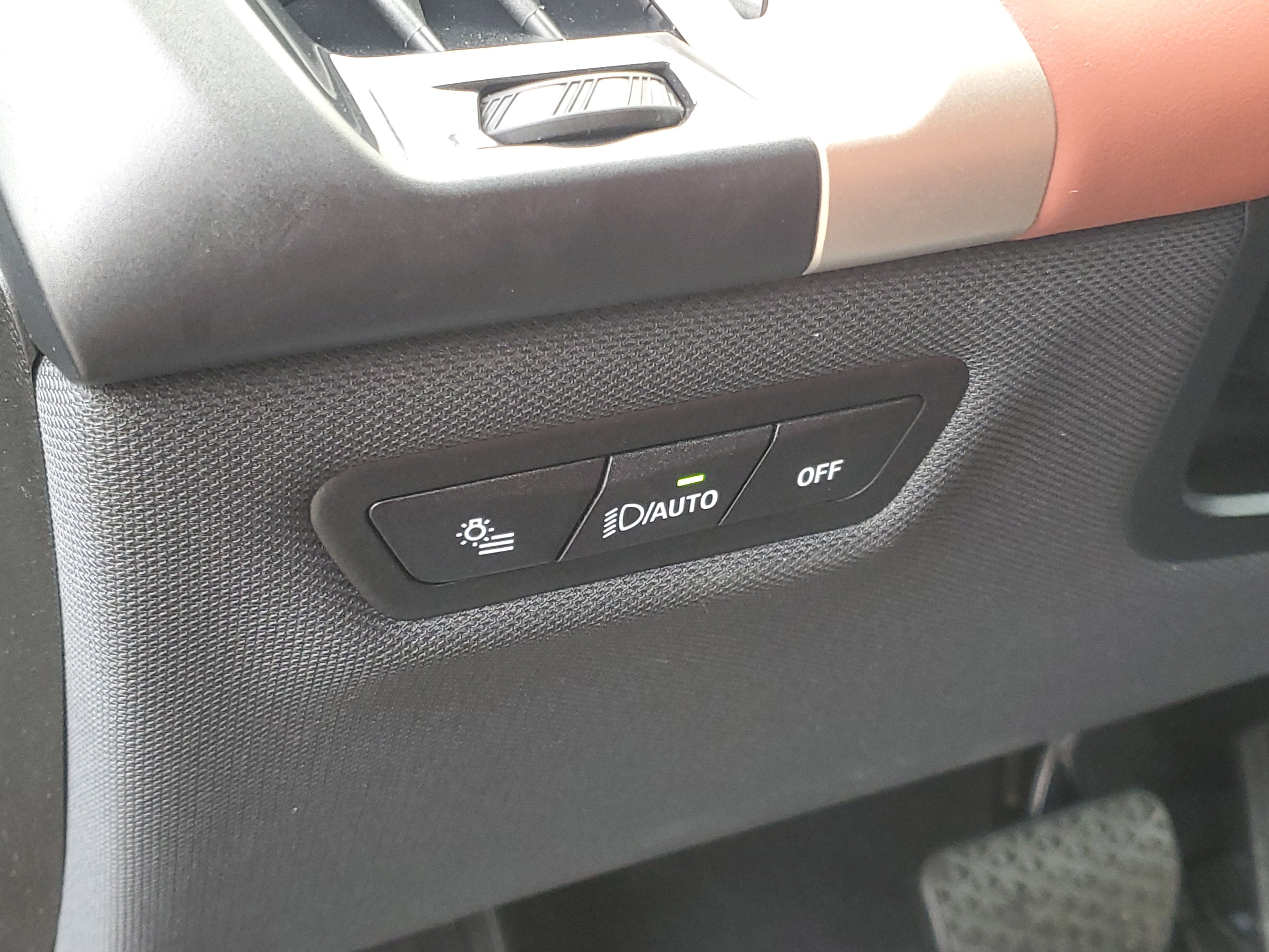 Certified 2023 BMW iX M60 w/ Executive Package image 10