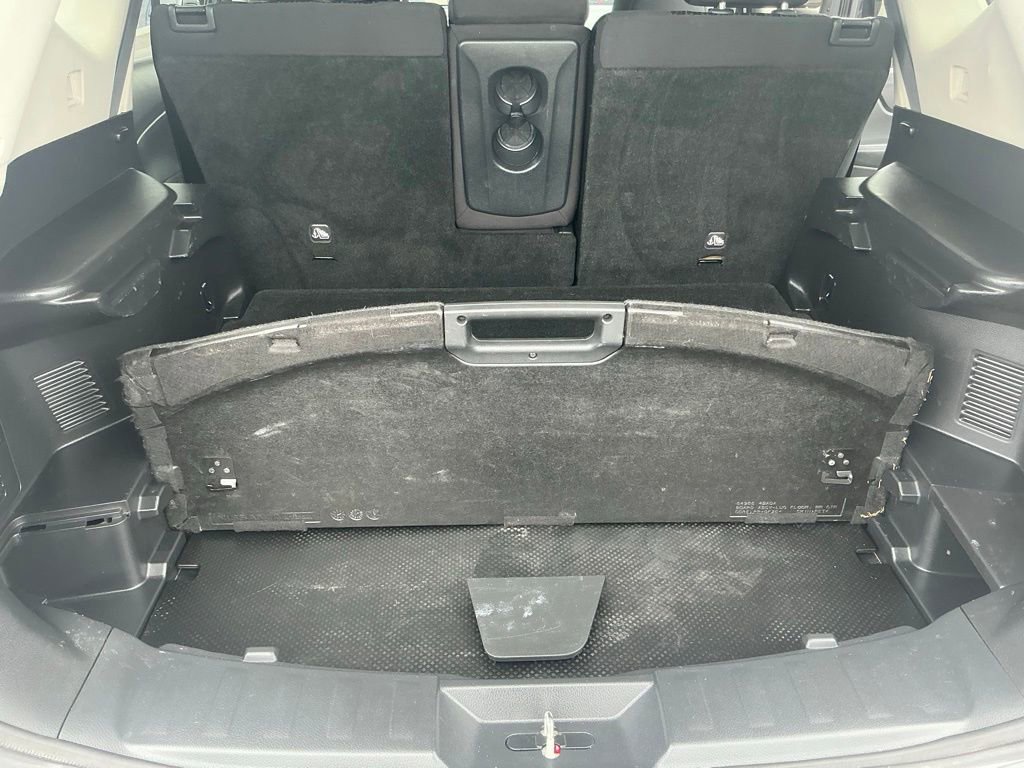 Used 2017 Nissan Rogue SV FWD image 24