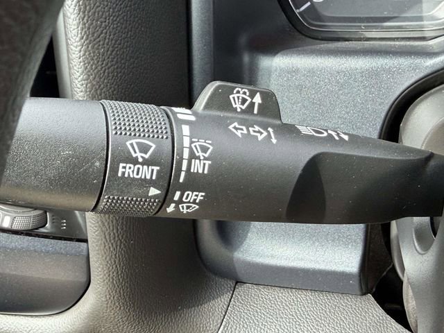 Used 2018 Chevrolet Silverado 1500 Custom w/ Custom Value Package image 17