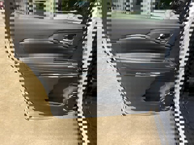 New 2026 Chevrolet Traverse RS image 33